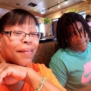 Meet your Posher, Roberta